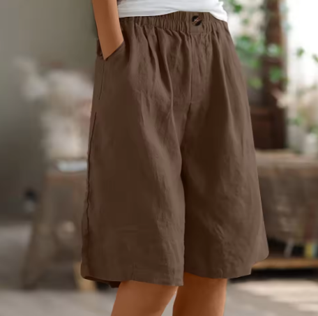 Chris – Lette, løse shorts.