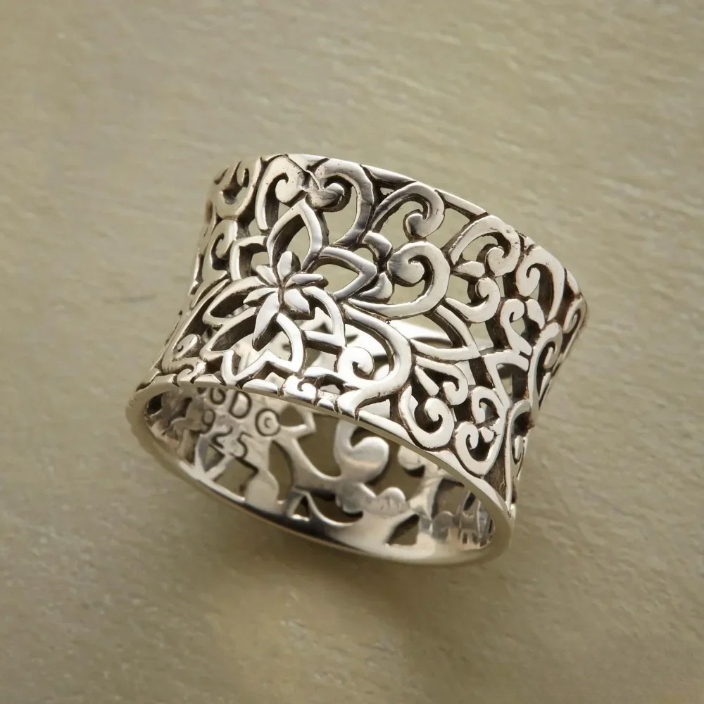 Antik Sølv Hollow Ring.